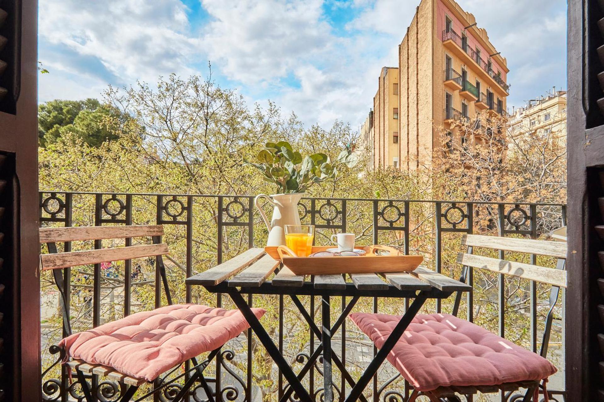 Bbarcelona Sagrada Familia Garden Apartment Exterior foto