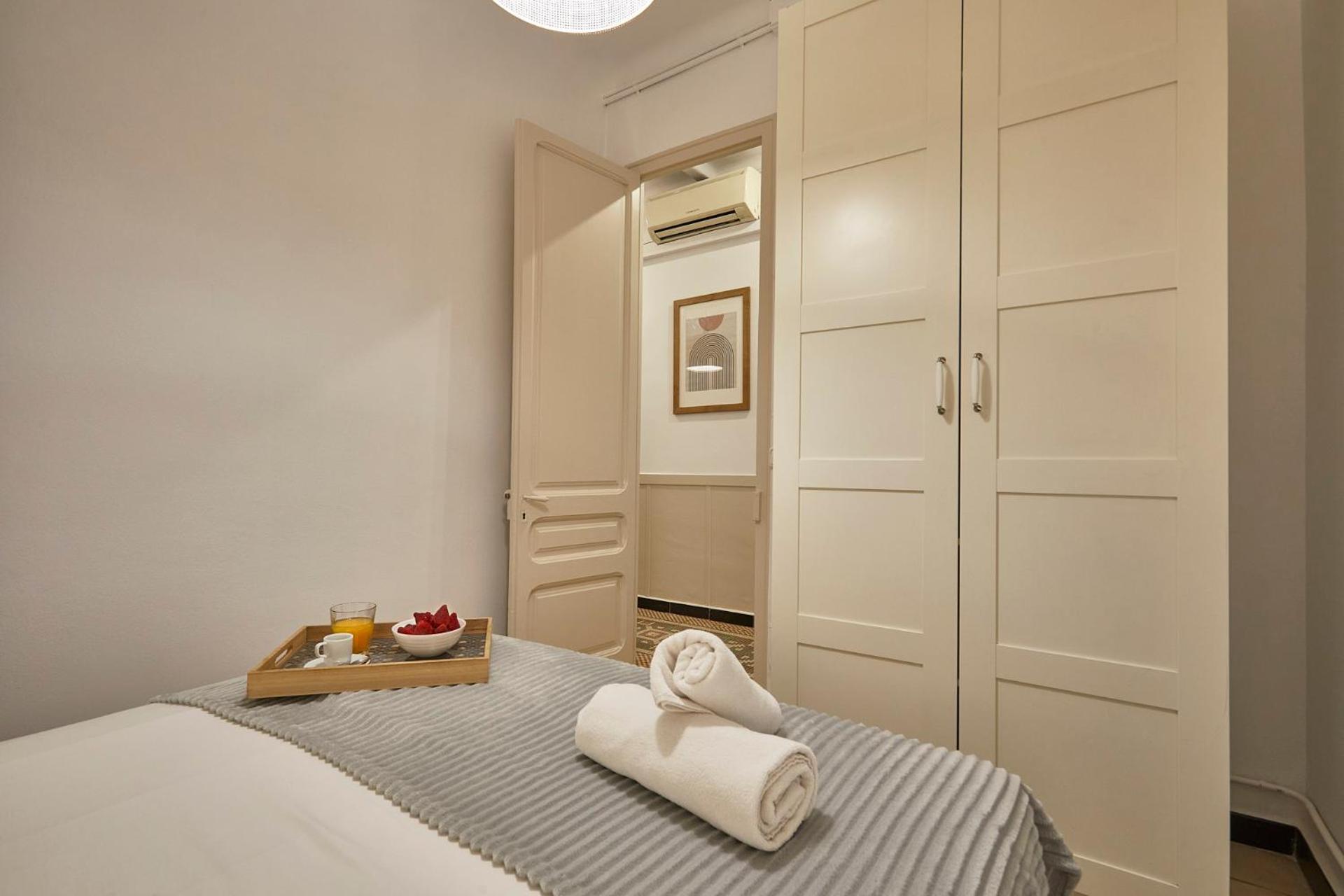 Bbarcelona Sagrada Familia Garden Apartment Exterior foto